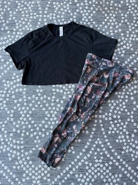 Lululemon Black Crop Athletic Shirt 4 Capri leggings tights with pockets Rose